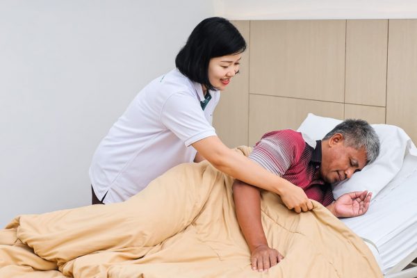 Kapan Kita Perlu Home Care atau Layanan Kesehatan di Rumah?