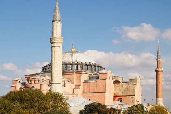 Choosing the Best Hospitals in Turkey for Treatment Abroad