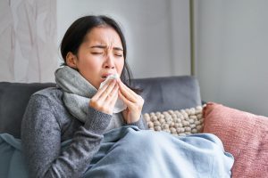 Penyakit Musim Pancaroba yang Harus Dihindari, Infus di Rumah