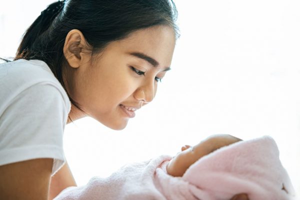 Kenali 3 Contoh Baby Blues pada Ibu