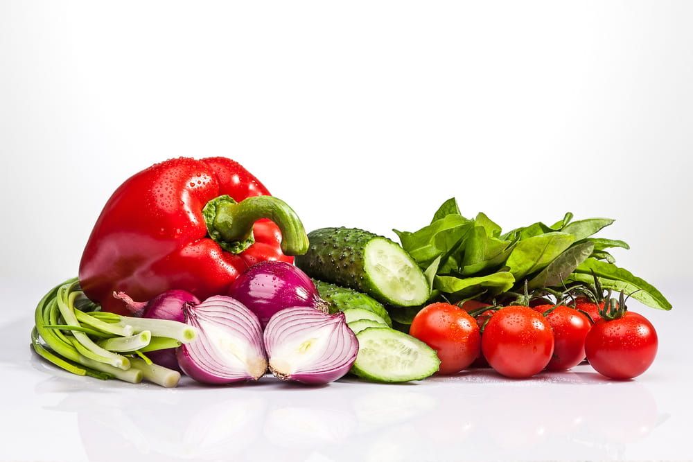 Makan Makanan Mentah, Benarkah Lebih Sehat? 7 Diet Makan Makanan Mentah