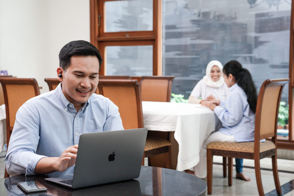 7 Keuntungan Konsultasi Dokter Online, Praktis dan Hemat 7 Keuntungan Konsultasi Dokter Online, Manfaat Konsultasi Dokter Online, Cara Telekonsultasi Dokter Online, Biaya Telekonsultasi Dokter