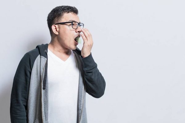 4 Cara Mengatasi Bau Mulut dengan Mudah