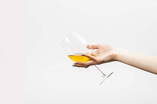 Ternyata Ini 9 Dampak Minum Alkohol bagi Tubuh!