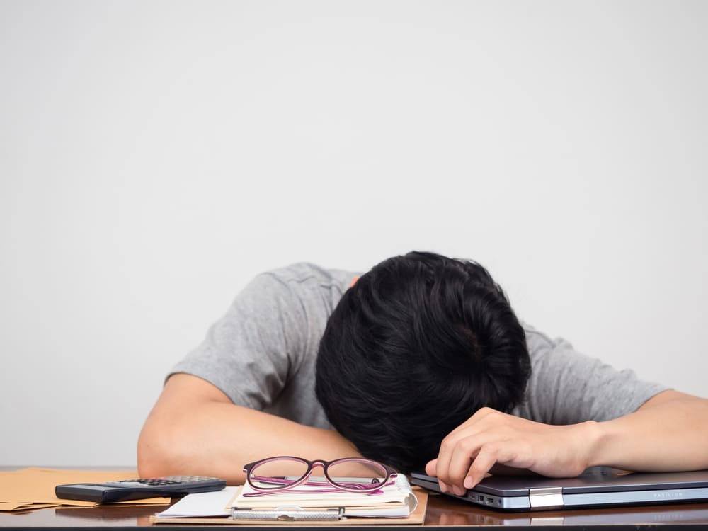 Read more about the article 8 Cara Mengatasi Badan Lemas dan Kelelahan