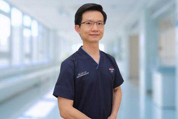 Dr. Lee Choon Kin: Ahli Gastroenterologi & Hepatologi di Sunway Medical Centre Penang