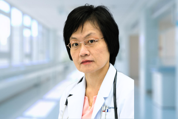 Dr. Lim Hooi Leng, Top Spesialis Internis & Nefrologi di Penang Adventist Hospital
