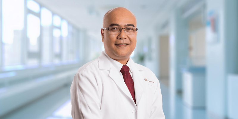 Read more about the article Dr. S. Sritharan: Top Dokter Urologi di Island Hospital