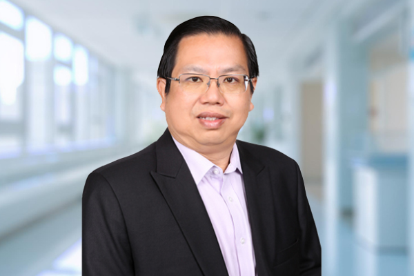 Dr. Fang Seng Kheong Top Ophthalmologist di ISEC Kuala Lumpur