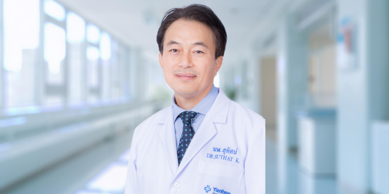 Read more about the article Dr. Suthat Koonnawarote: Top Spesialis Bedah Plastik di Yanhee Hospital, Bangkok