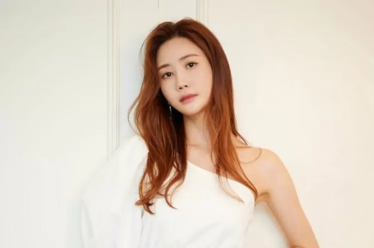 Siapa Saja Artis Korea yang Melakukan Operasi Plastik? 12 Siapa Saja Artis Korea yang Melakukan Operasi Plastik?