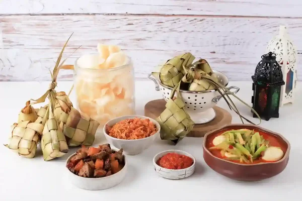 Apa Saja Tips Makan Sehat saat Lebaran?