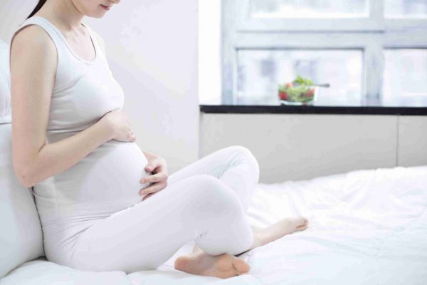 Bagaimana Tips Aman Berpuasa untuk Ibu Hamil Trimester 3?