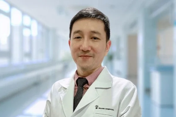 Dr. Khor Yek Huan Top Dermatologi di Island Hospital Penang
