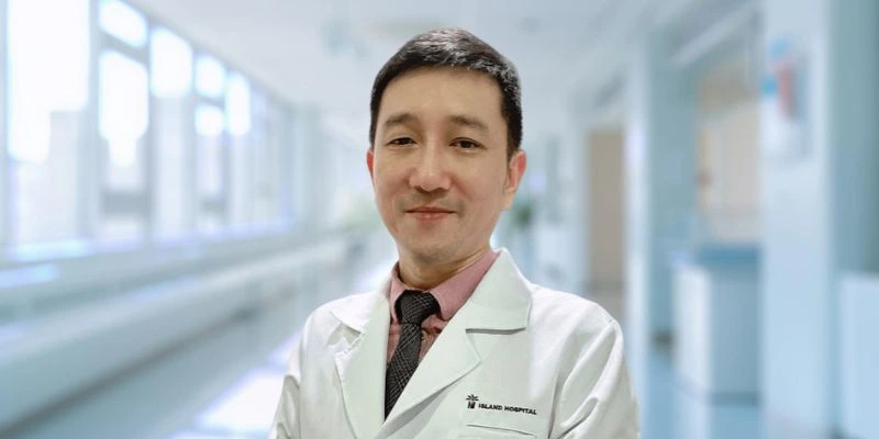 Read more about the article Dr. Khor Yek Huan Top Dermatologi di Island Hospital Penang