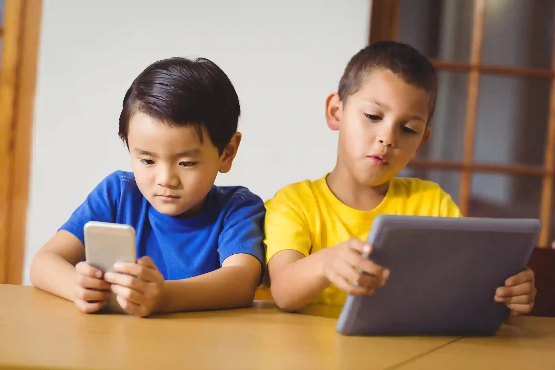 Read more about the article Bagaimana Gejala Digital Dementia yang Dapat Terjadi pada Anak?