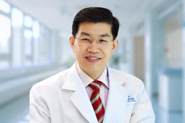Dr. Soon Chee Khian Top Dokter Ortopedi Sport Injury di Loh Guan Lye