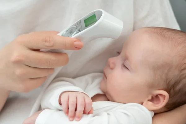 Berapa Suhu Normal Bayi?