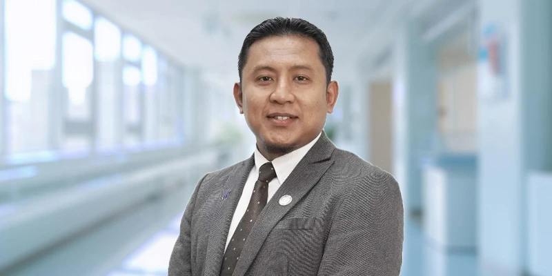 Read more about the article Dr. Muhammad Ash Shafhawi: Top Dokter Bedah Kolorektal di KPJ Damansara Specialist Hospital