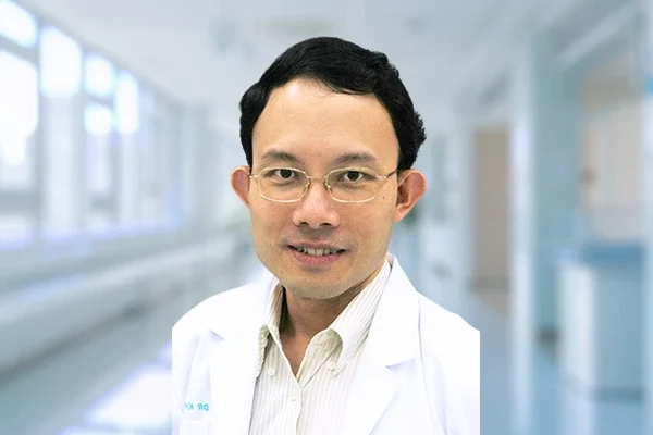 Dr. Ng Cheok Man Top Dokter Bedah Saraf di Penang Adventist Hospital