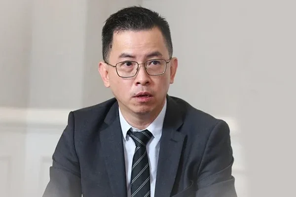 Dr. Ng Teck Siang Top Spesialis THT-KL dan Bedah Dasar Tengkorak di KPJ Damansara