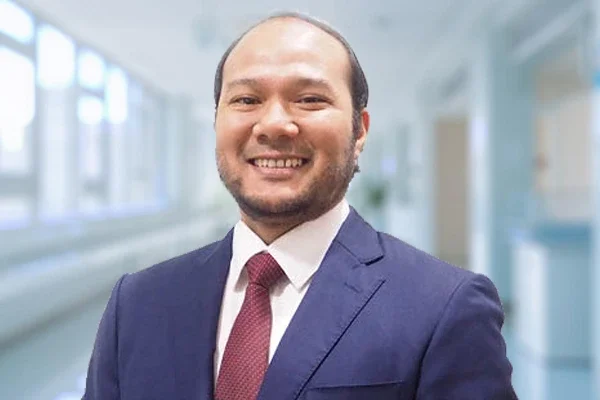 Dr. Affirul Chairil Ariffin: Top Spesialis Bedah Umum & Hepatobilier di KPJ Tawakkal KL Specialist Hospital