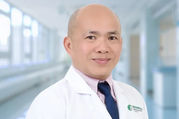 Dr. Wong Wee Yeen Top Spesialis Bedah Saraf di Mahkota Medical Centre
