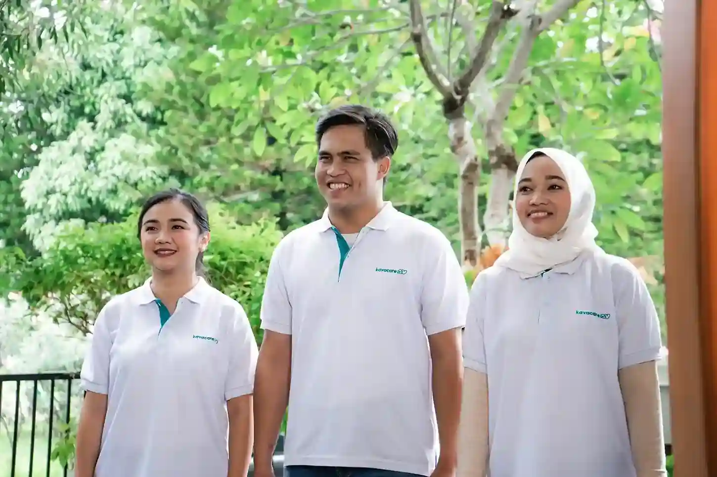 Read more about the article Karier Caregiver: Peluang, Tantangan, dan Keuntungan Bergabung dengan Kavacare