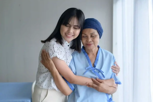 Menjadi Caregiver Pasien Kanker: Tugas, Tantangan, dan Dukungan Profesional dari Kavacare