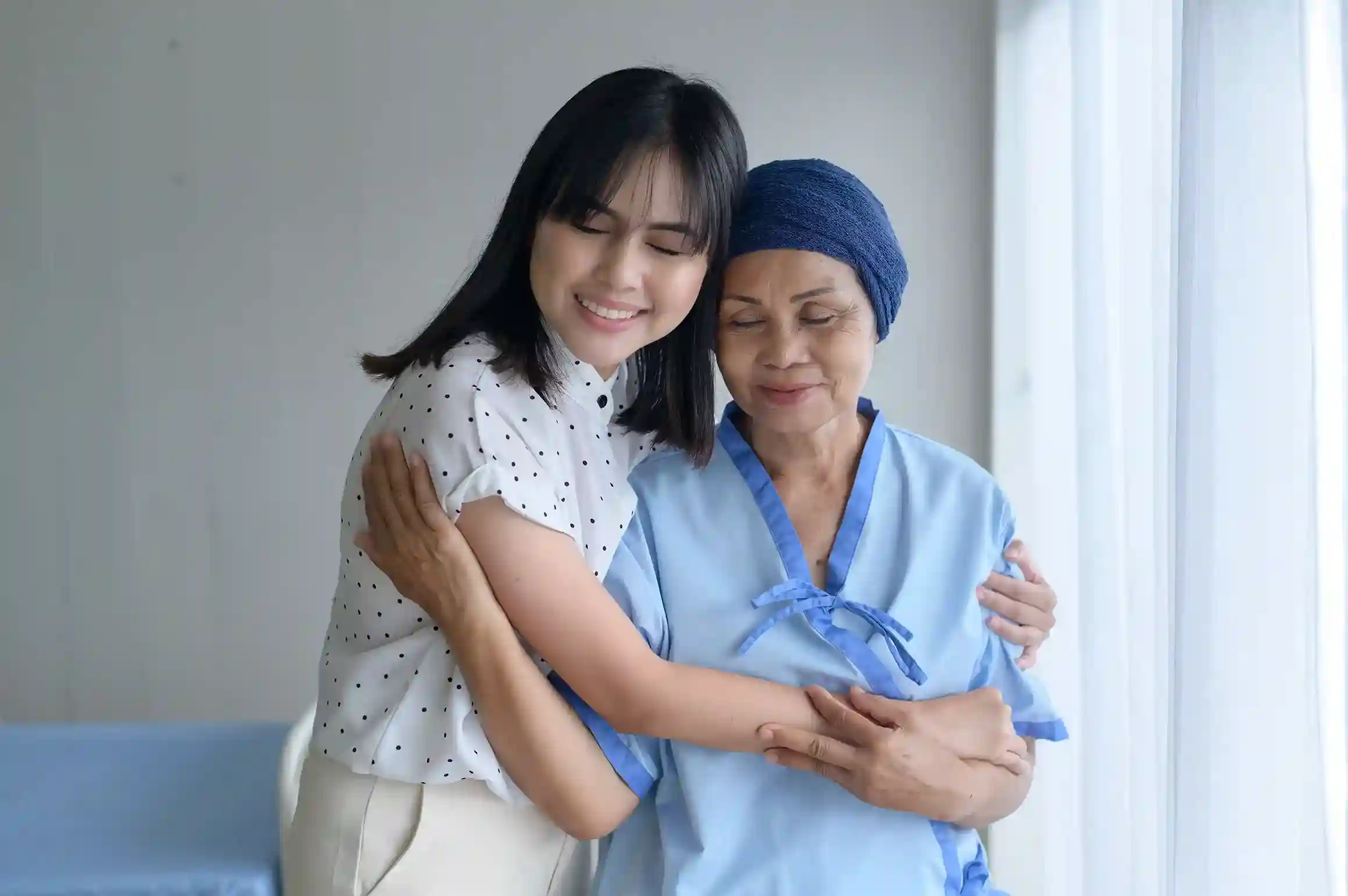 Read more about the article Menjadi Caregiver Pasien Kanker: Tugas, Tantangan, dan Dukungan Profesional dari Kavacare