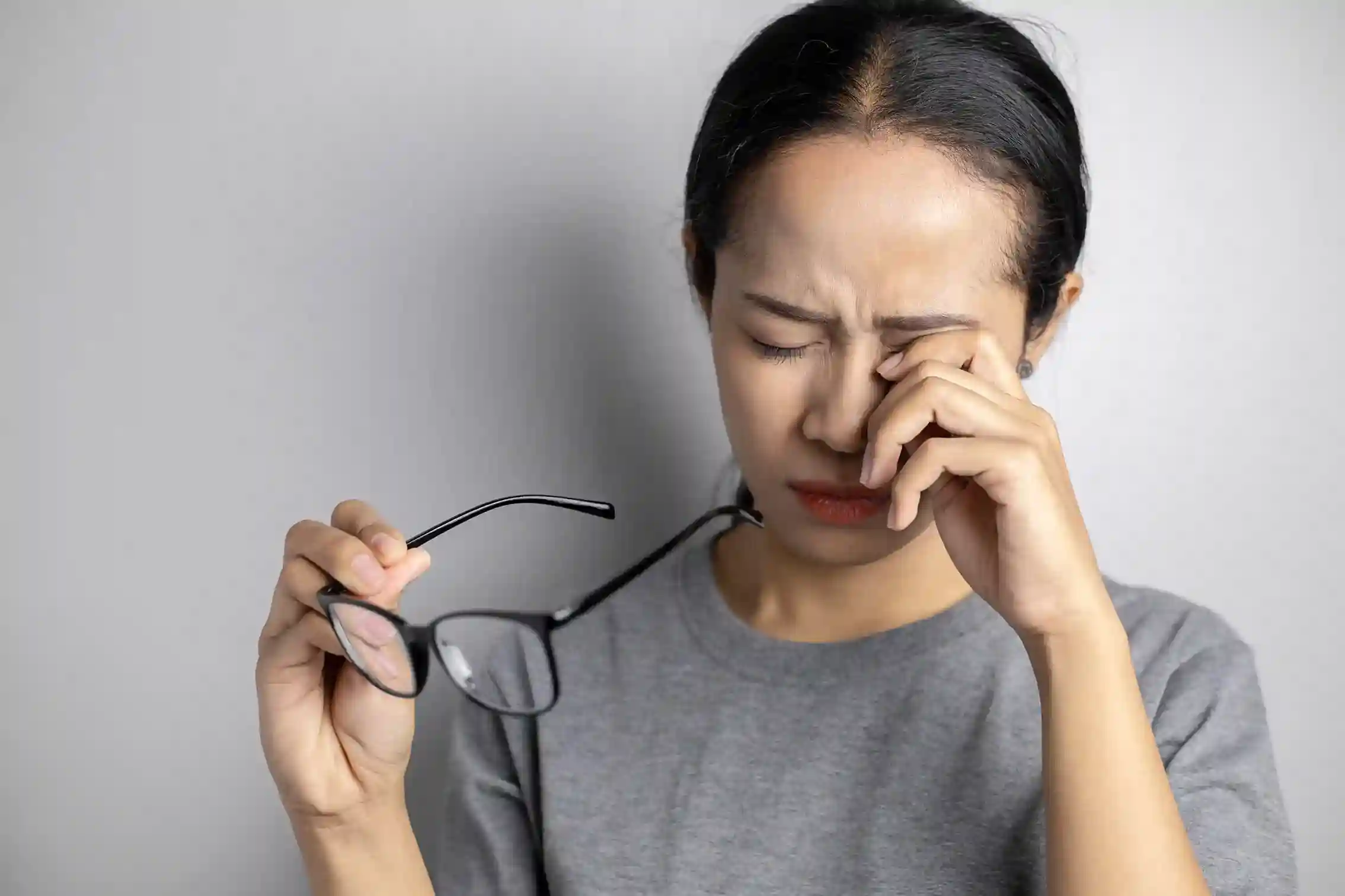 Apa Kebiasaan Sehari hari yang Tanpa Disadari Bisa Merusak Mata Homecare Kavacare
