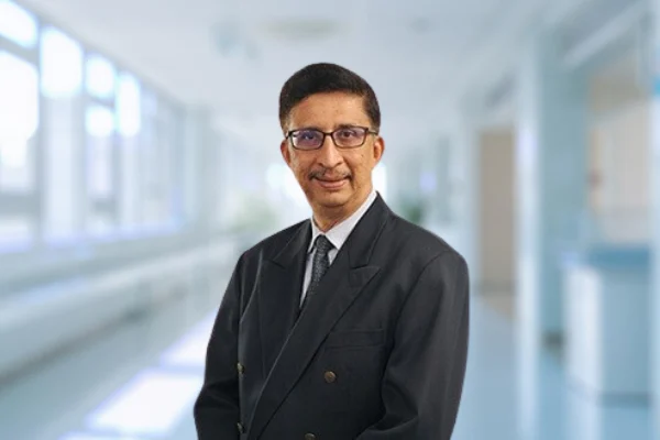 Dr. P. Srinivas Top Dokter Paru di Gleneagles Penang