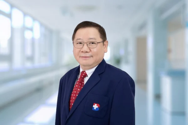 Dr. Permyos Ruengsakulrach Top Dokter Bedah Jantung di Bangkok Hospital
