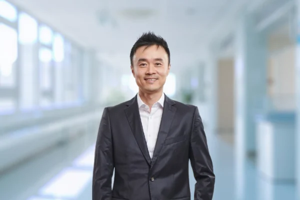 Dr. Max Hu Top Dokter Gastroenterologi dan Hepatologi di Sunway Medical Centre, Kuala Lumpur