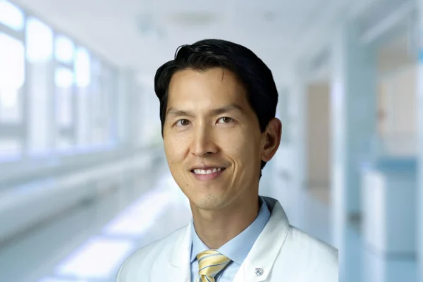 Dr Chia Stanley Top Dokter Spesialis Jantung Intervensi di Mount Elizabeth Hospital dan Gleneagles Hospital