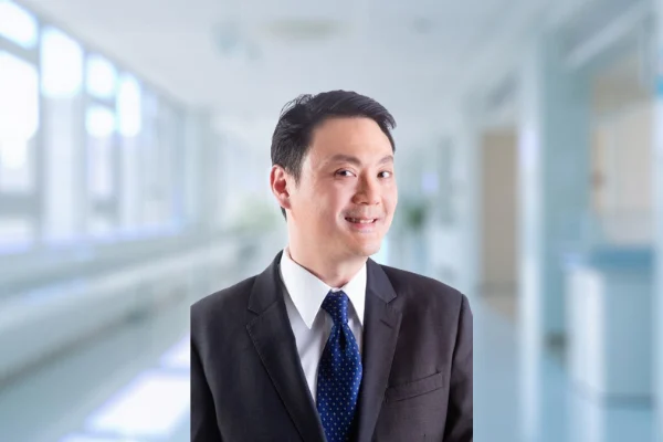 Dr Peng Chan Wearn Benedict Top Dokter Ortopedi di Gleneagles Medical Centre