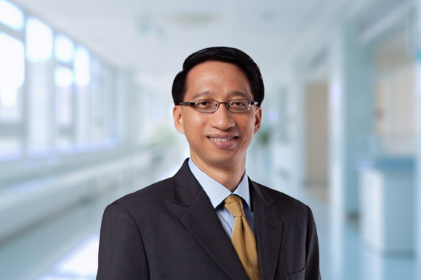 Dr Chong Kian Chun Top Dokter Ortopedi di Gleneagles Medical Centre