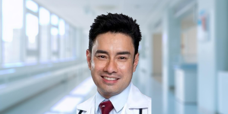 Read more about the article Dr Fernandes Mark Lee Top Dokter Gastrologi dan Hepatologi di Gleneagles Hospital