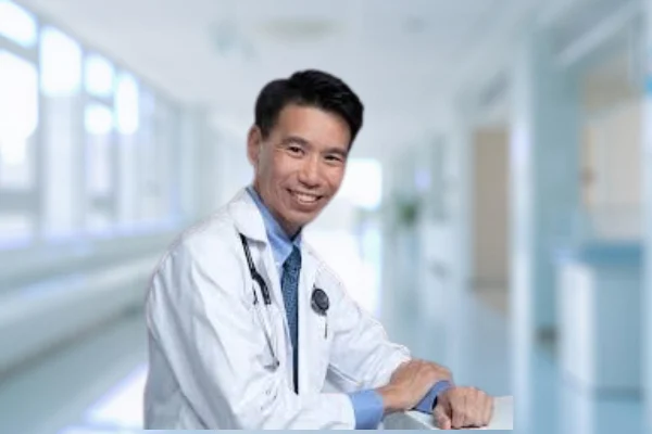 Dr Jarrod Lee Top Spesialis Gastroenterologi dan Hepatologi di Mount Elizabeth Hospital dan Gleneagles Hospital
