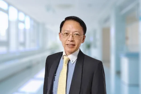 Dr Lee Kam Yiu Timothy Top Dokter Spesialis Bedah Saraf di Gleneagles Hospital