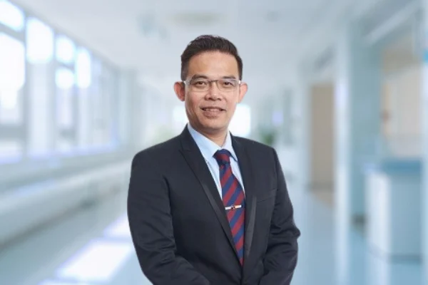 Dr. Wong Yee Choon Top Neurologi di Pantai Hospital Penang