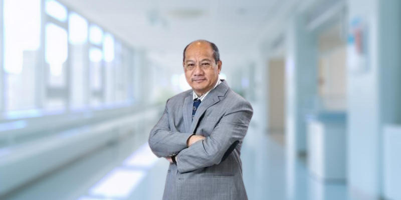 Read more about the article Dr. Abdul Malik Mohamed Hussein Top Dokter Ortopedi di Damansara Specialist Hospital 2