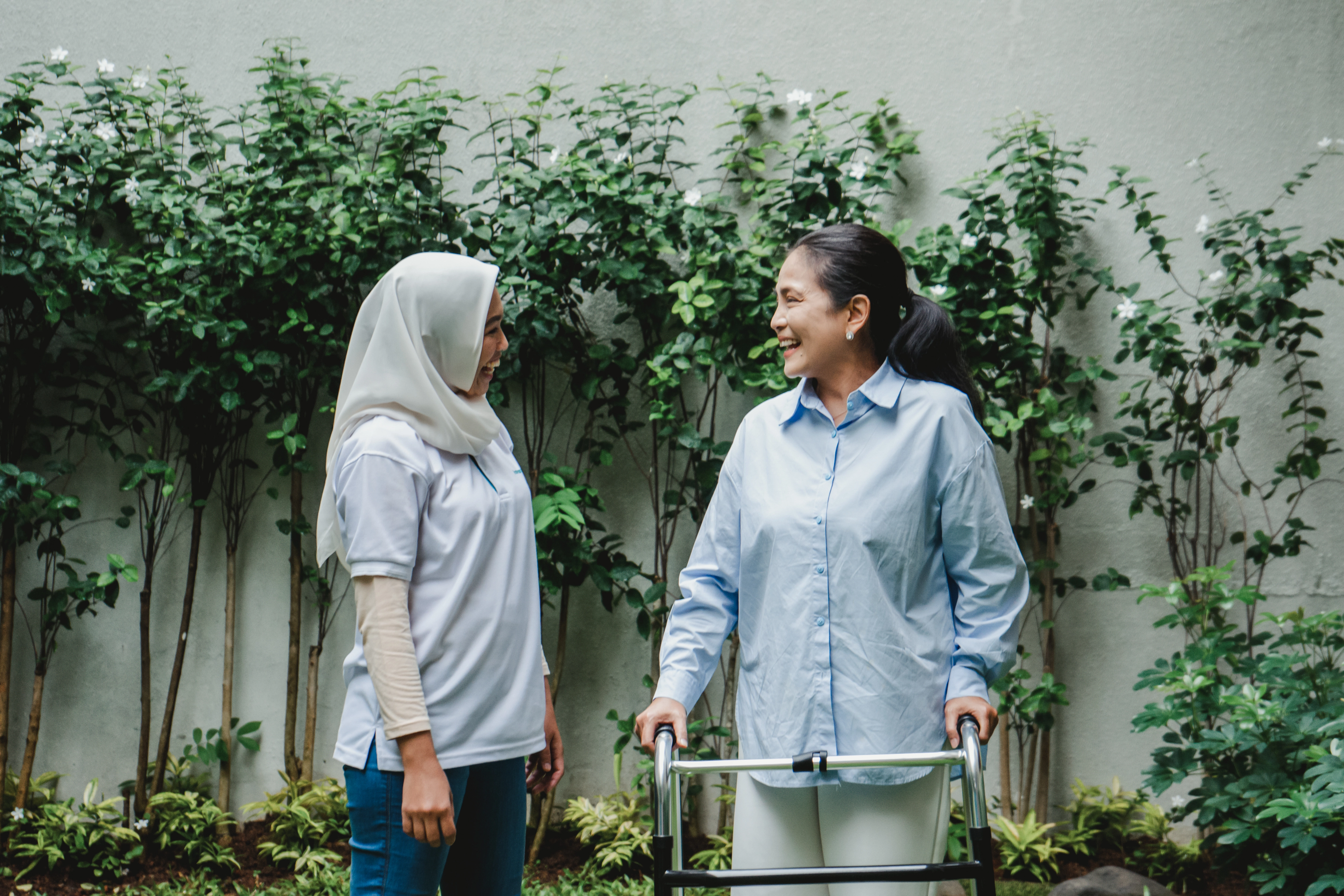 Read more about the article Caregiver Jakarta 24 Jam untuk Lansia dan Pasien