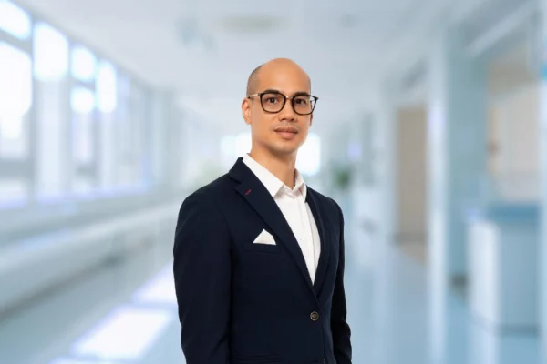 Dr Johan Quah Boon Leong Top Dokter Bedah Saraf di Sunway Medical Centre, Kuala Lumpur