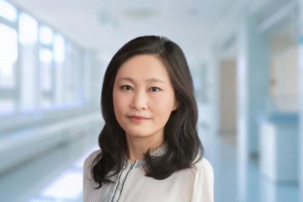 Dr Lim Sheow Lei Top Dokter Onkologi di Mount Elizabeth Hospital