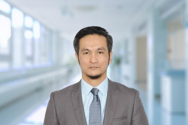 Dr Rajaie Kamarudin Top Dokter Bedah Hepatobilier di Prince Court Medical Centre