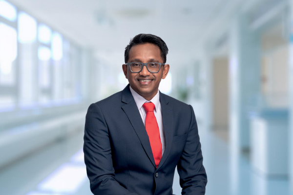 Dr Selva Raja Vengadasalam Top Dokter Spesialis Mata di Sunway Medical Centre Kuala Lumpur